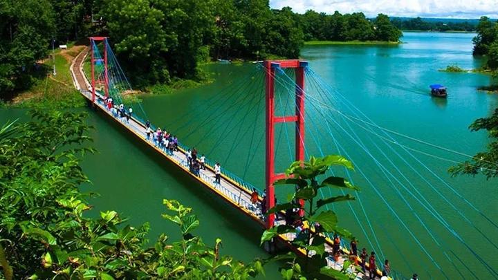 ঈদে পর্যটক বরণে প্রস্তুত রাঙামাটির হোটেল-বোট ব্যবসায়ীরা