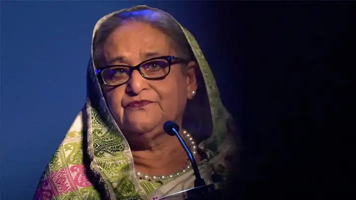 শেখ হাসিনাকে আত্মসমর্পণের নির্দেশ দিয়ে বিজ্ঞপ্তি জারি ট্রাইব্যুনালের