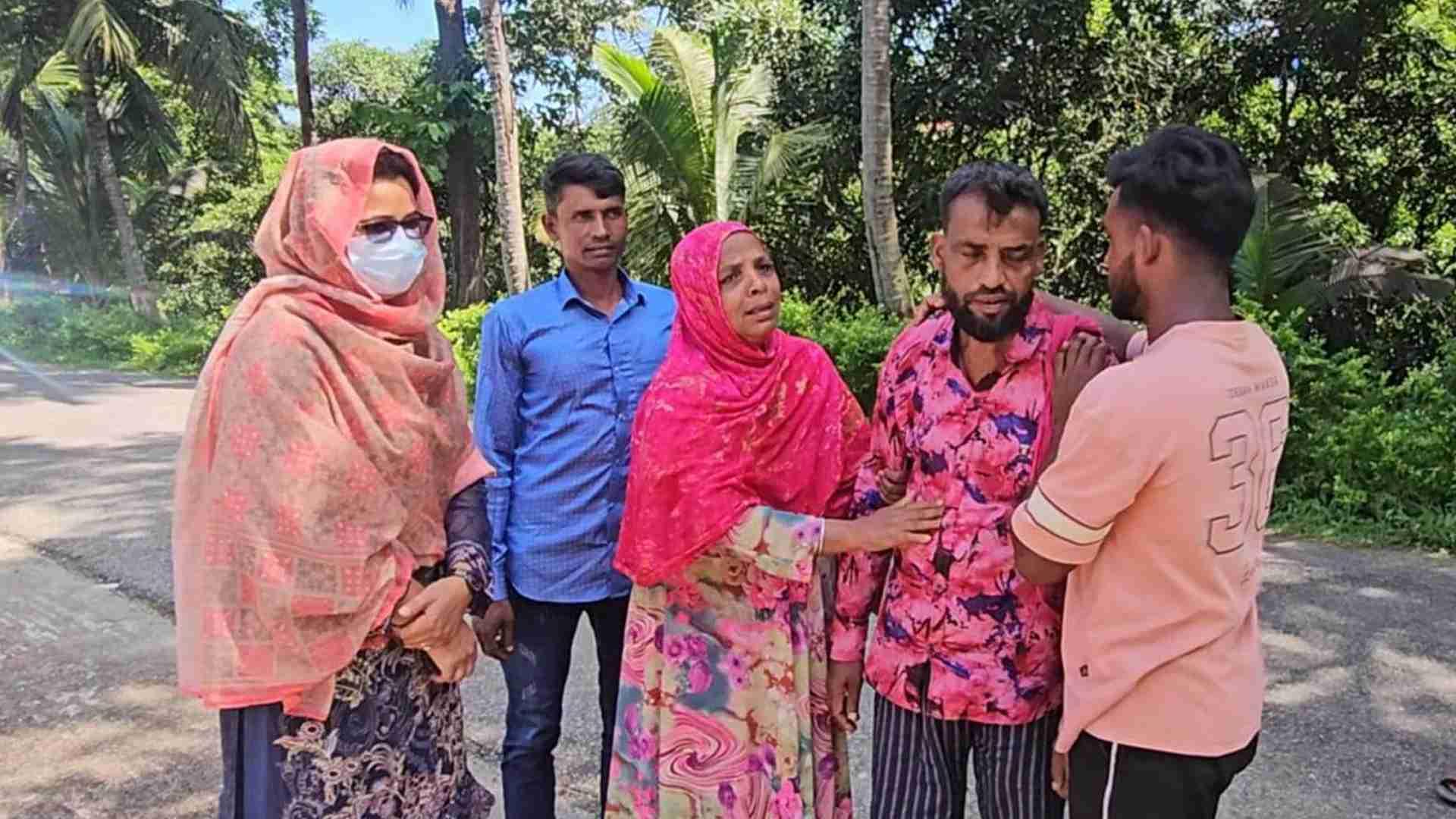 ফেসবুকের কল্যাণে ১২ বছর পর আলী মিয়াকে ফিরে পেল পরিবার