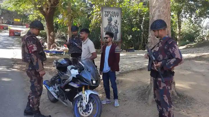 নির্বাচন ঘিরে অস্ত্রধারীদের ঠেকাতে পাহাড়ে কড়াকড়ি